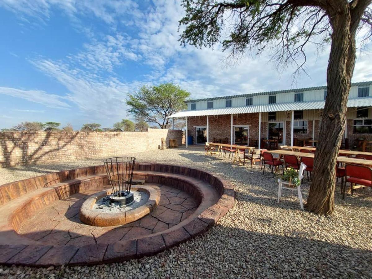 West Nest Lodge Gobabis Экстерьер фото